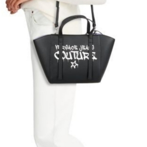 5 Entries Left! VERSACE JEANS COUTURE BAG ENTRY! - Picture 7 of 10